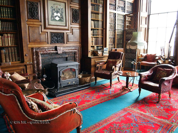 The fire in the library at Balfour Castle