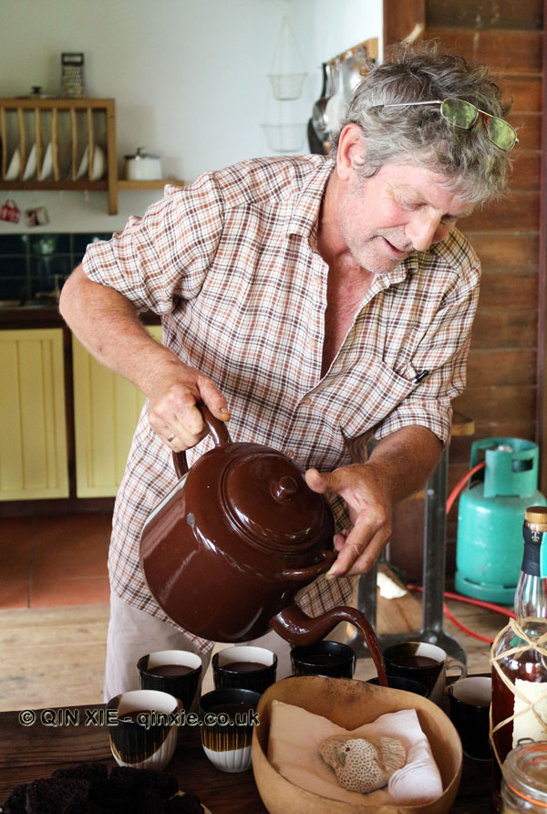 Kim Russell pouring out cocoa tea